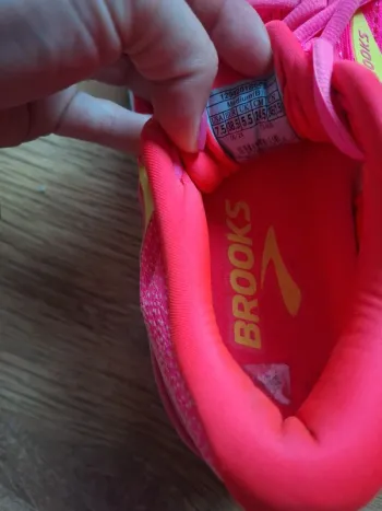 Used Brooks Ghost 2 Max bike — image 3 of 4