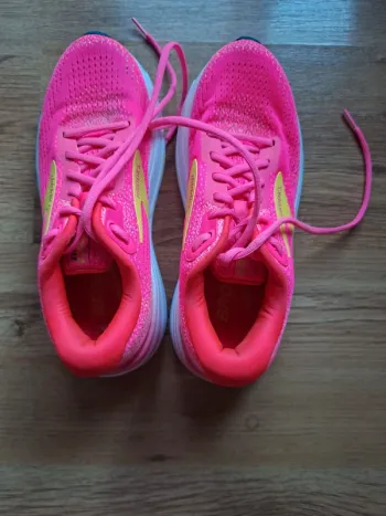Used Brooks Ghost 2 Max Running Shoes