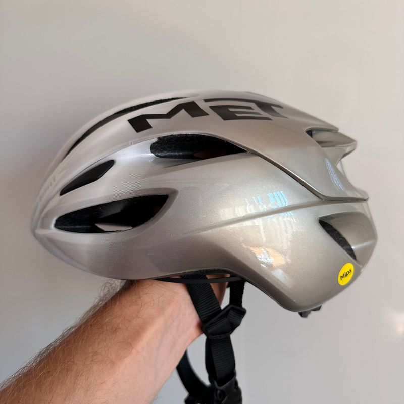Used MET Rivale MIPS Helmet Cycling Accessories