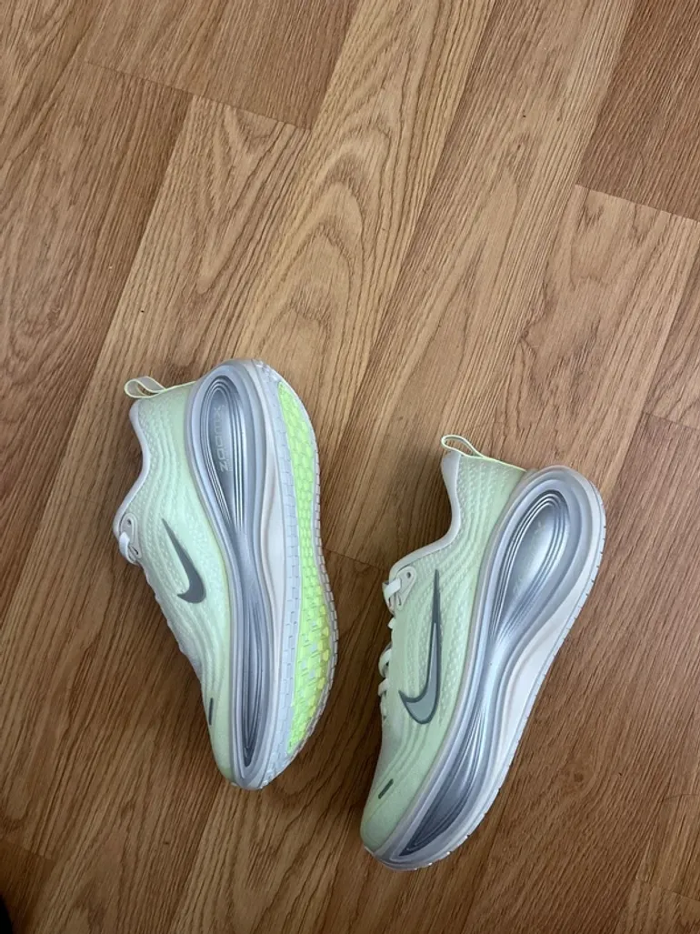 Käytetty Nike Vomero Plus bike — kuva 5 / 7