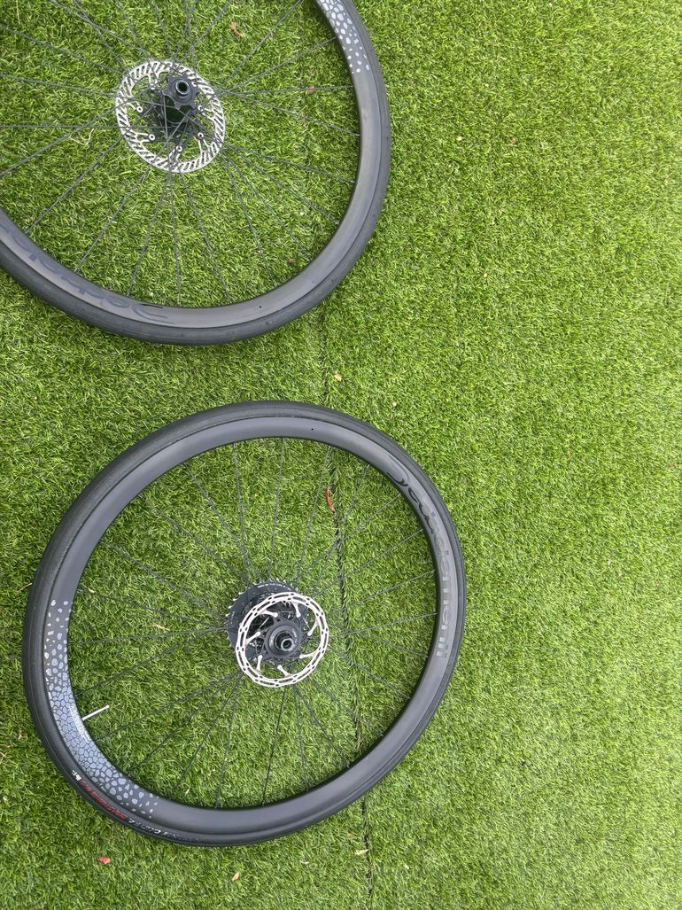 Used Deda Wheels 2024 bike — image 7 of 9