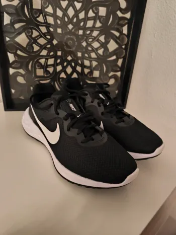 Gebrauchtes Nike Running Shoes Running Shoes
