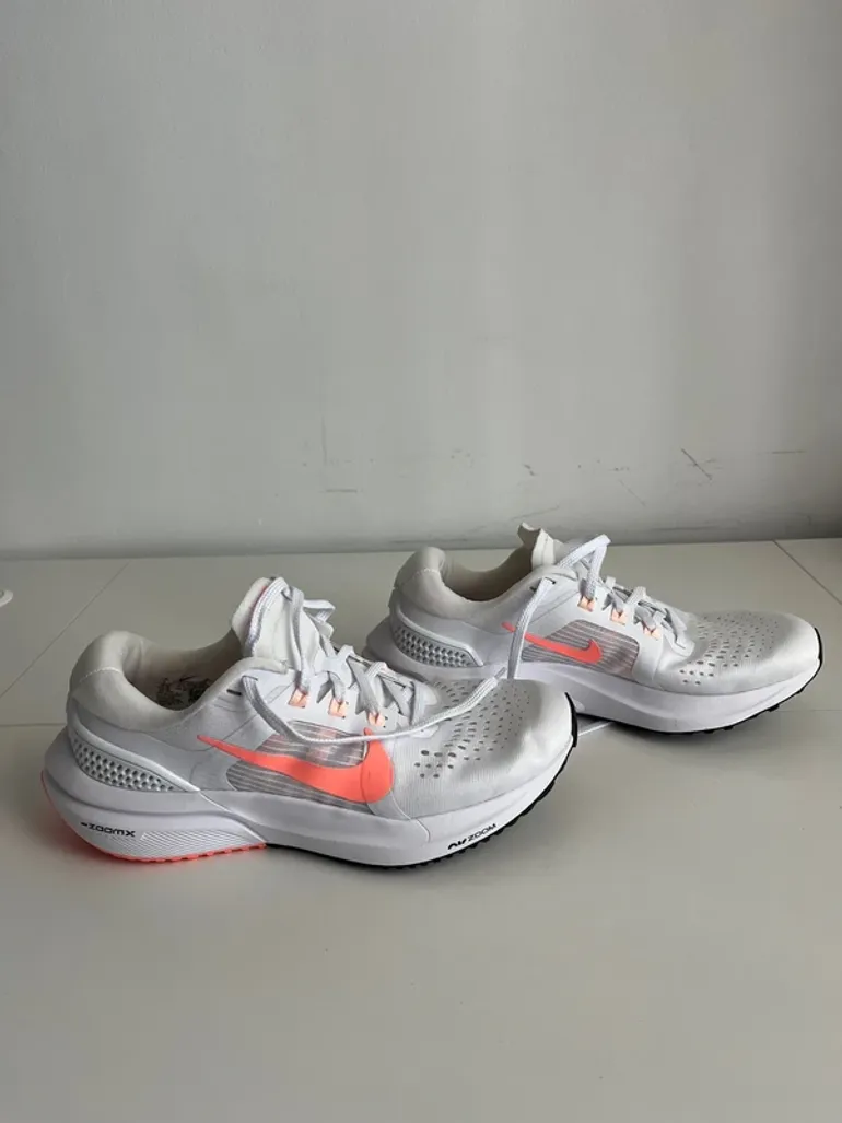 Used Nike Zoom Vomero 15 bike — image 3 of 7