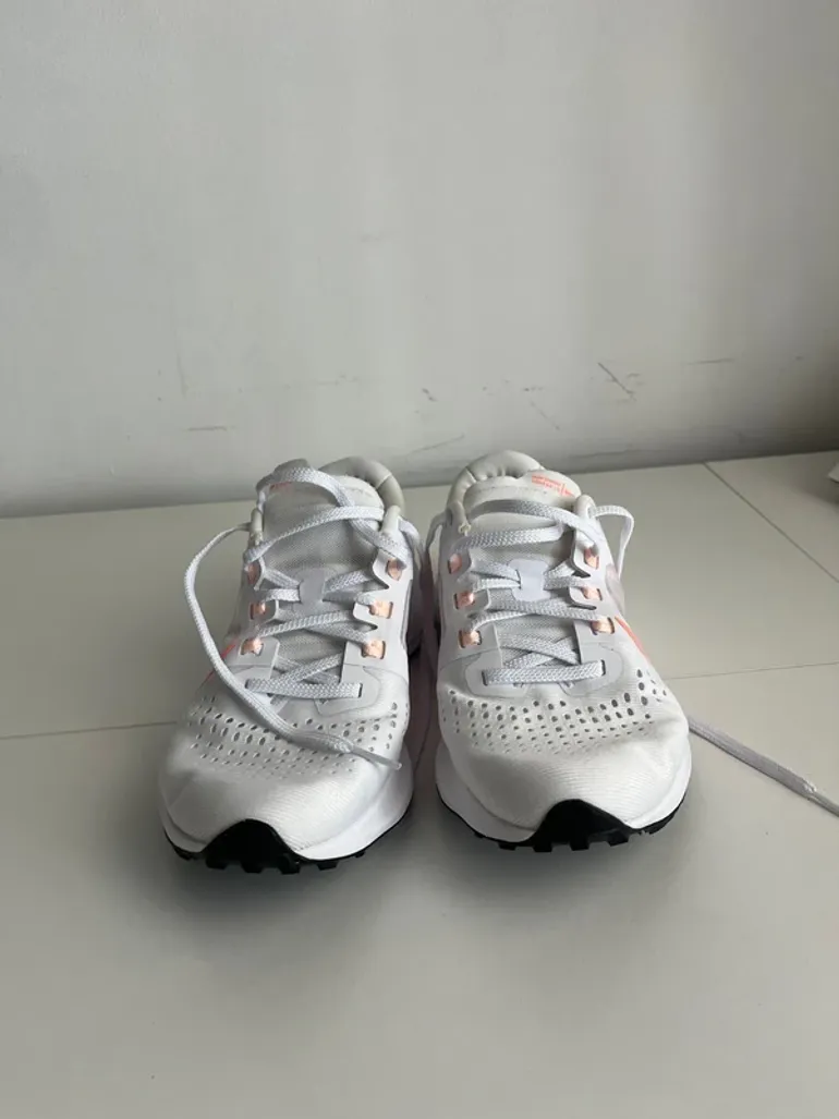Used Nike Zoom Vomero 15 bike — image 2 of 7