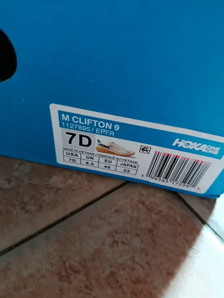Hoka Clifton 9 bike de segunda mano — imagen 2 de 4