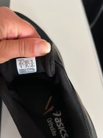 Käytetty Asics Gel Saiun TM3 bike — kuva 6 / 7