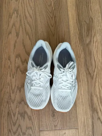 Used Saucony Endorphin Speed 5 Running Shoes