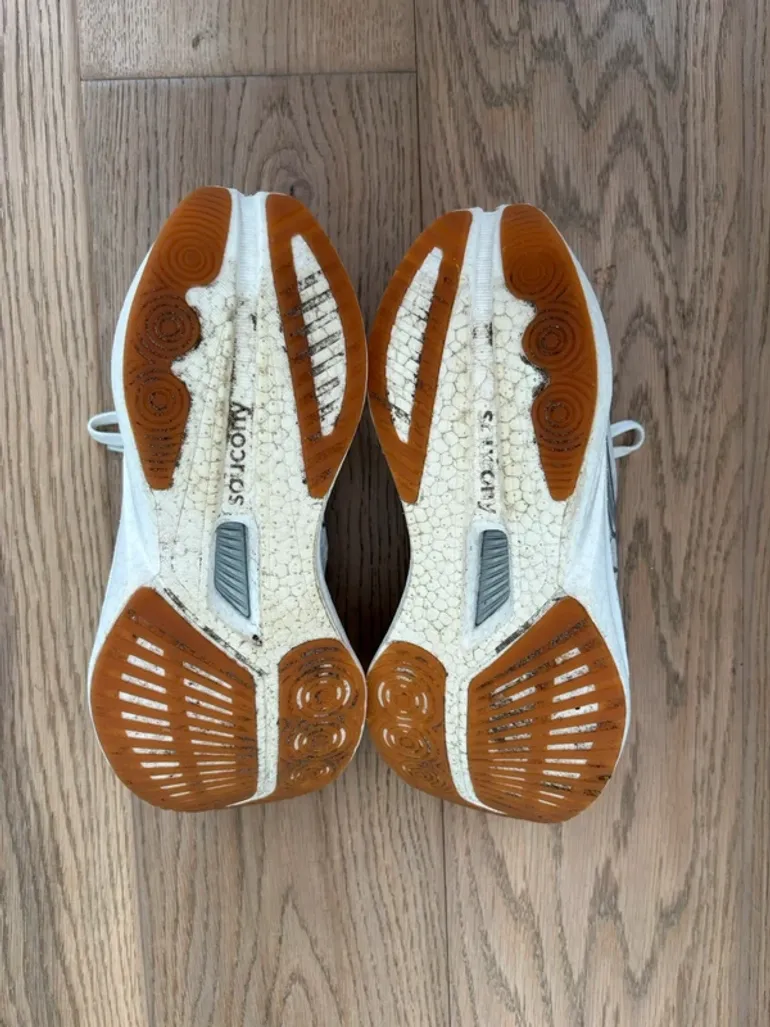 Używany Saucony Endorphin Speed 5 bike — zdjęcie 5 z 6