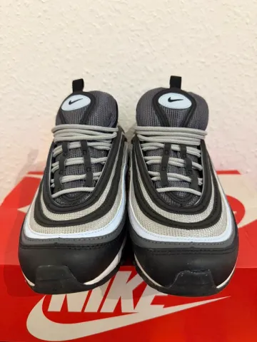 Nike Air Max 97 Running Shoes usato
