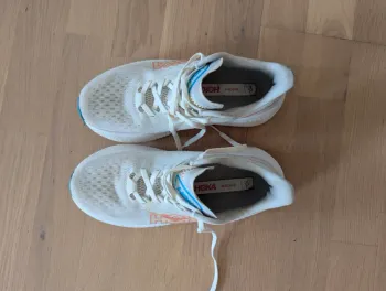 Used Hoka Match 6 Running Shoes