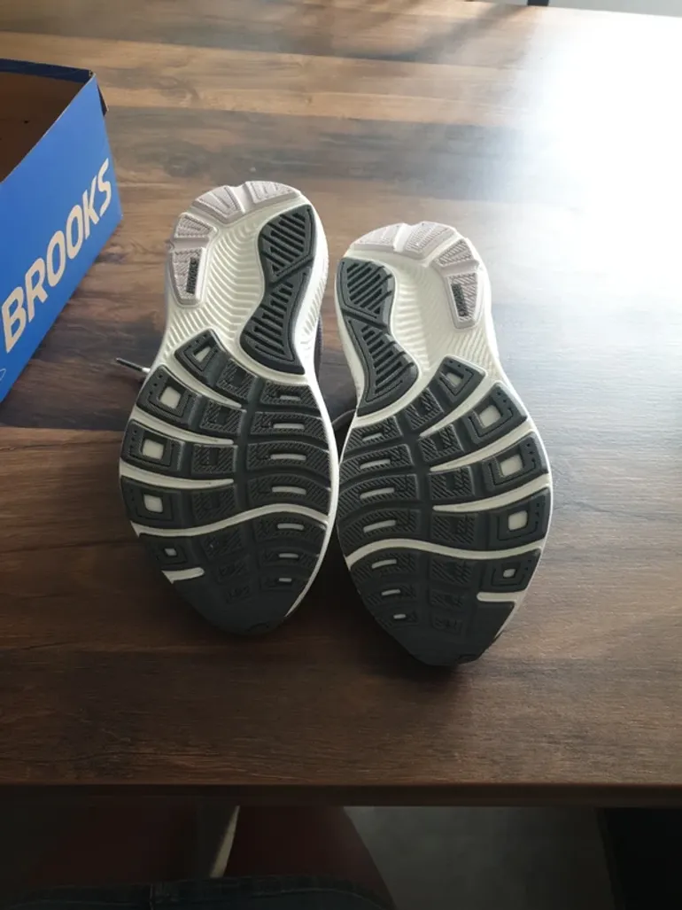 Used Brooks Ghost 17 bike — image 5 of 6