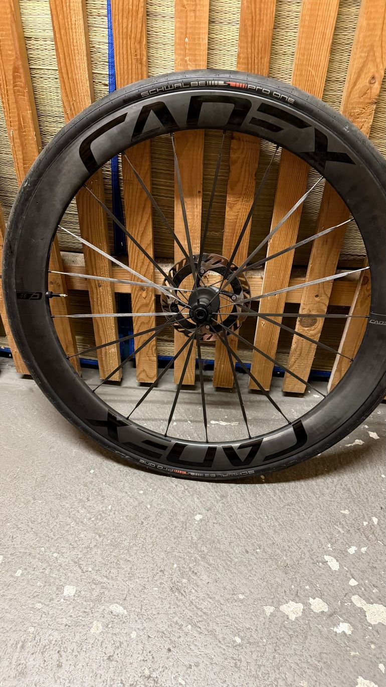 Gebrauchtes Cadex Ultra 50 2024 bike — Bild 7 von 8