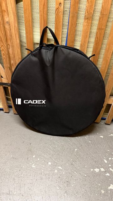 Używany Cadex Ultra 50 2024 bike — zdjęcie 3 z 8