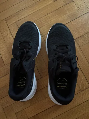 Used Nike Comfort Running Shoes