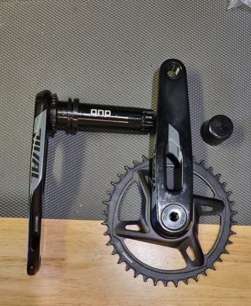 Brugt Sram Rival XPLR Crankset 2026 Drivetrain & Pedals