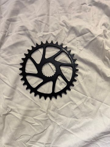 Gebrauchtes Shimano Chainring 34T Drivetrain & Pedals