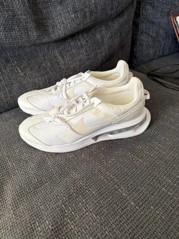 Gebrauchtes Nike Air Max Pre Day Running Shoes