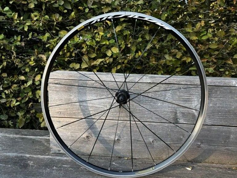 Brugt Mavic Aksium Wheelset 2017 bike — billede 4 af 8