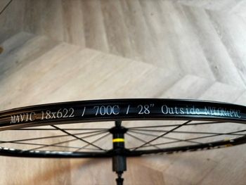 Brugt Mavic Aksium Wheelset 2017 bike — billede 5 af 8