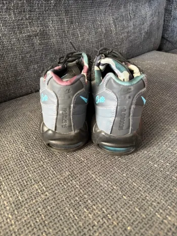 Used Nike Air Max 95 Cortez bike — image 3 of 8