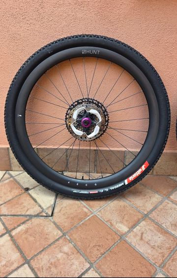 Hunt 40 carbon gravel Dynamo 2026 Wheels usato