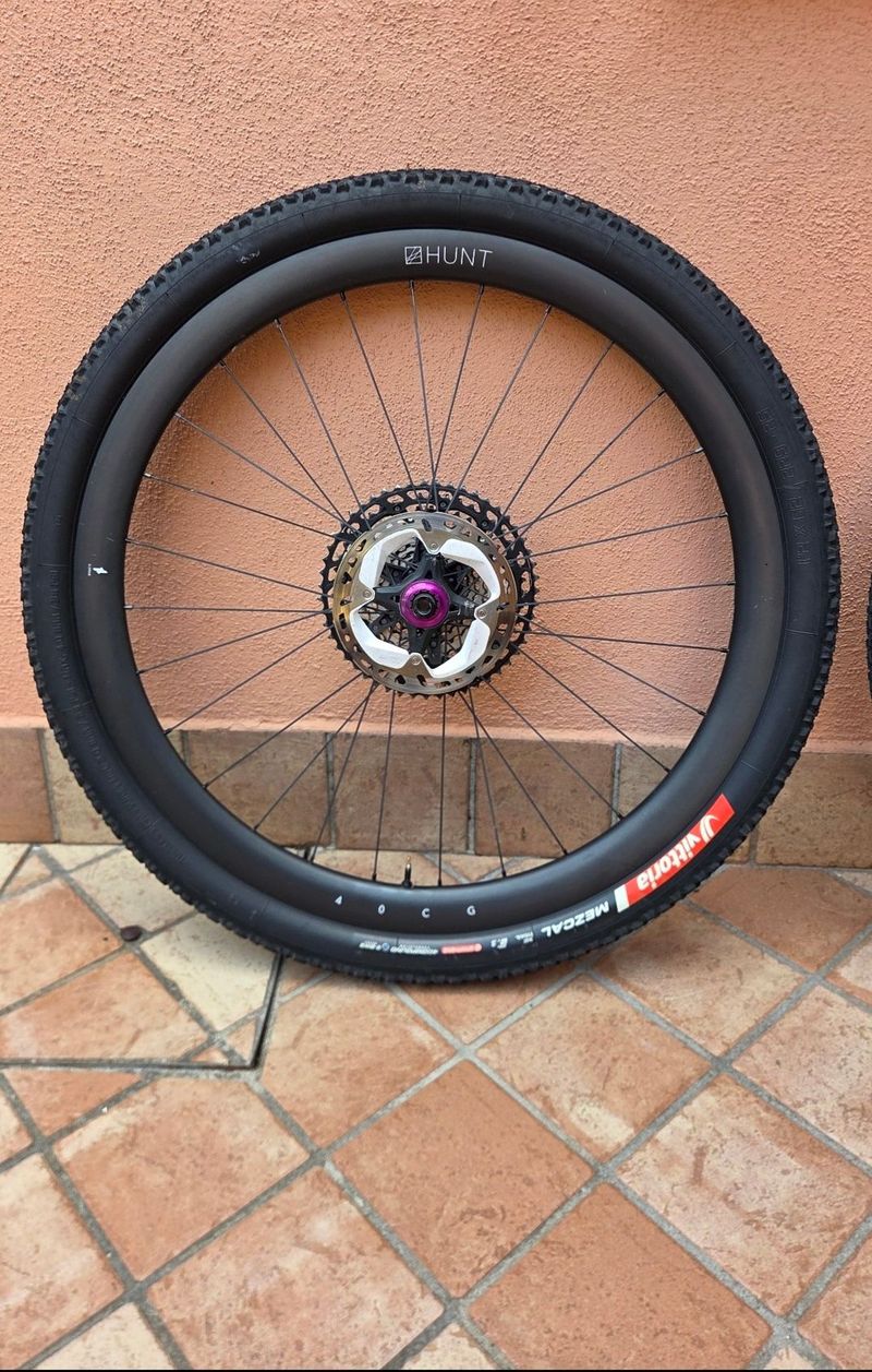 Used Hunt 40 carbon gravel Dynamo 2026 Wheels