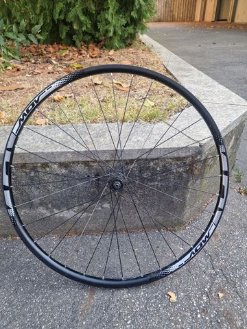 Używany Shimano Hi Tech 28/29 Wheels 2023 bike — zdjęcie 5 z 6