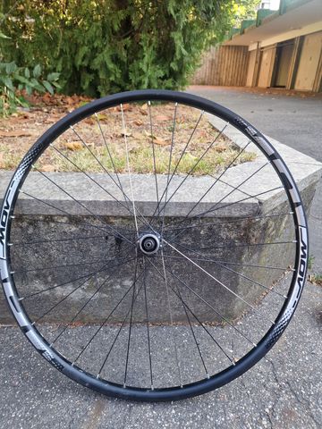 Używany Shimano Hi Tech 28/29 Wheels 2023 bike — zdjęcie 2 z 6