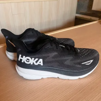 Gebrauchtes Hoka Clifton 9 bike — Bild 2 von 6