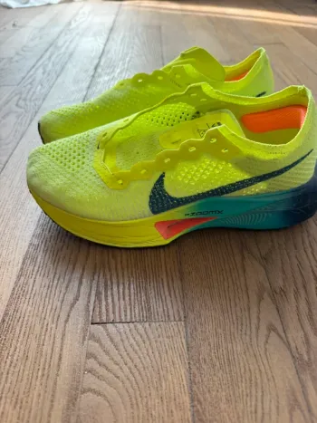 Gebrauchtes Nike Vaporfly 3 bike — Bild 2 von 3