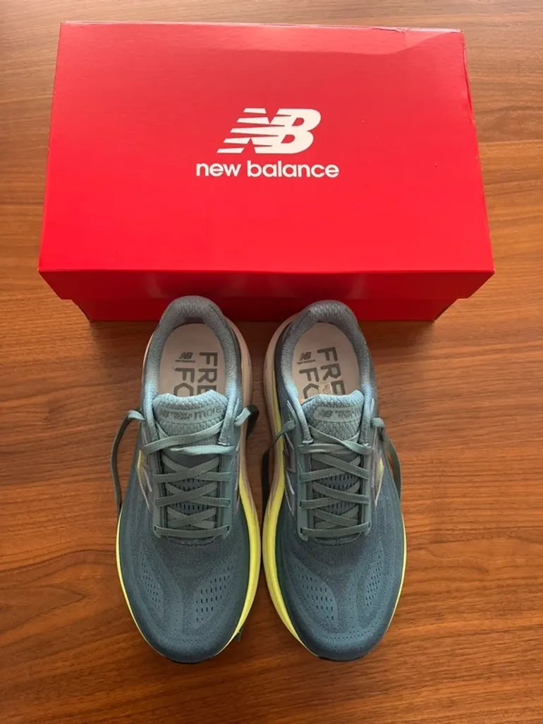 Used New Balance Fresh Foam X More v6 bike — image 3 of 4