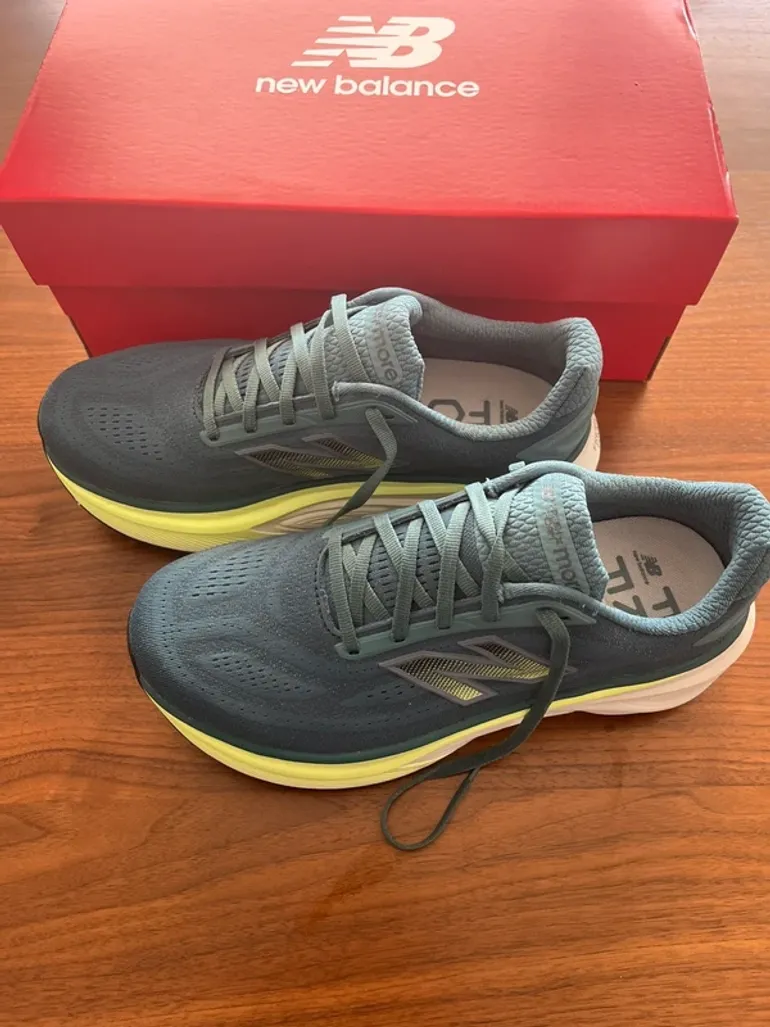 Used New Balance Fresh Foam X More v6 bike — image 2 of 4