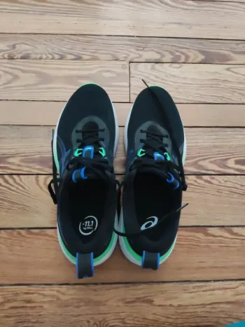 Used Asics Gel Pulse 17 Running Shoes