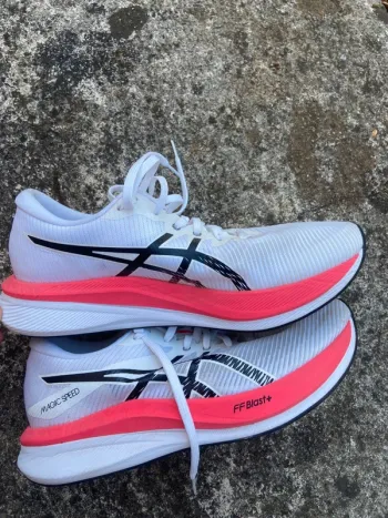 Tweedehands Asics Magic Speed 3 Running Shoes