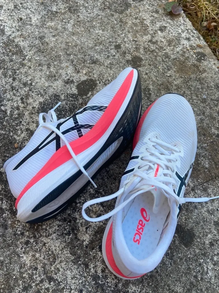 Tweedehands Asics Magic Speed 3 bike — afbeelding 3 van 3