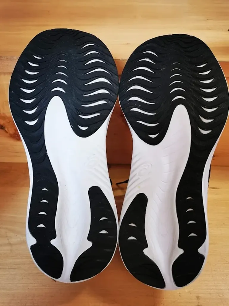 Used Asics Gel-Excite 10 bike — image 7 of 9
