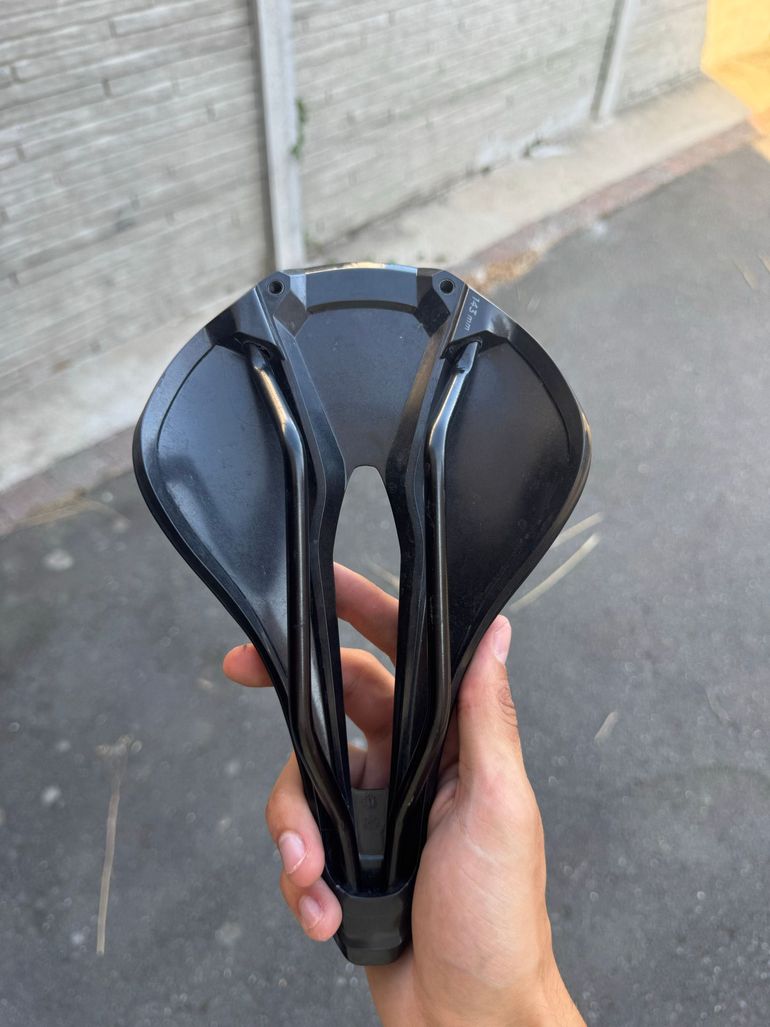 Brugt Specialized Body Geometry Saddle 2025 bike — billede 3 af 3