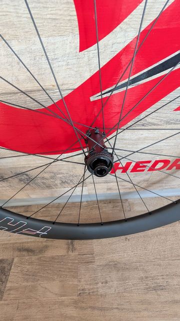 Used FHD Carbon Plus 2026 bike — image 4 of 6
