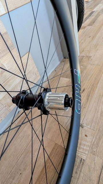 Used FHD Carbon Plus 2026 bike — image 6 of 6