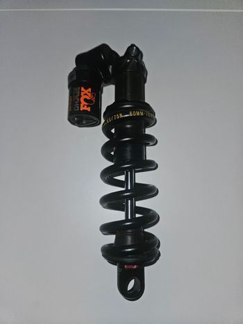 Käytetty Fox DHX2 Factory 2021 Rear Suspension