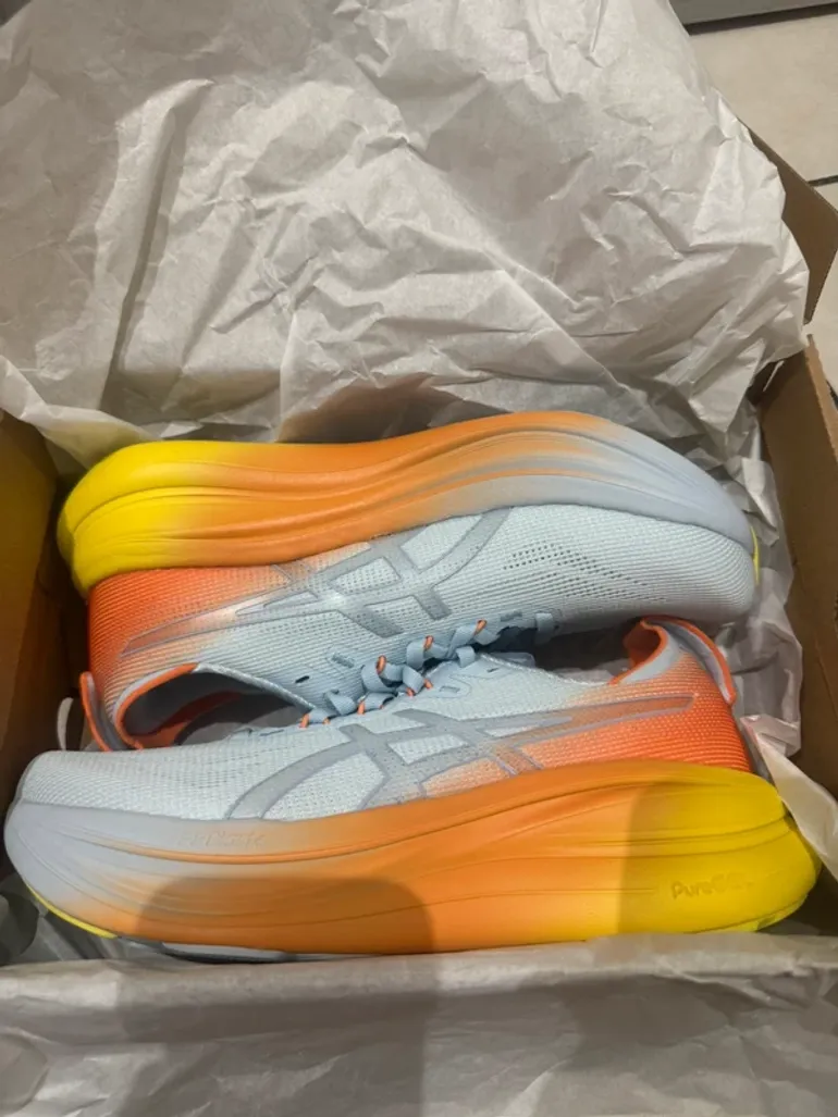 Used Asics Gel-Nimbus 28 bike — image 11 of 18