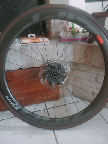 Used Zipp 303s 2025 bike — image 1 of 4