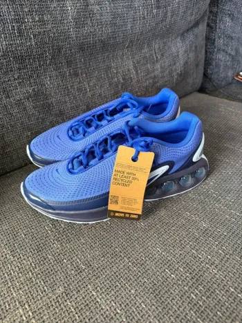 Used Nike Air Max DN Running Shoes