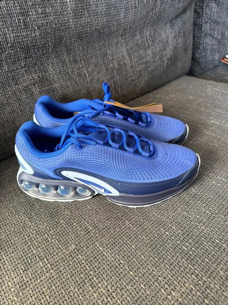 Used Nike Air Max DN bike — image 4 of 6