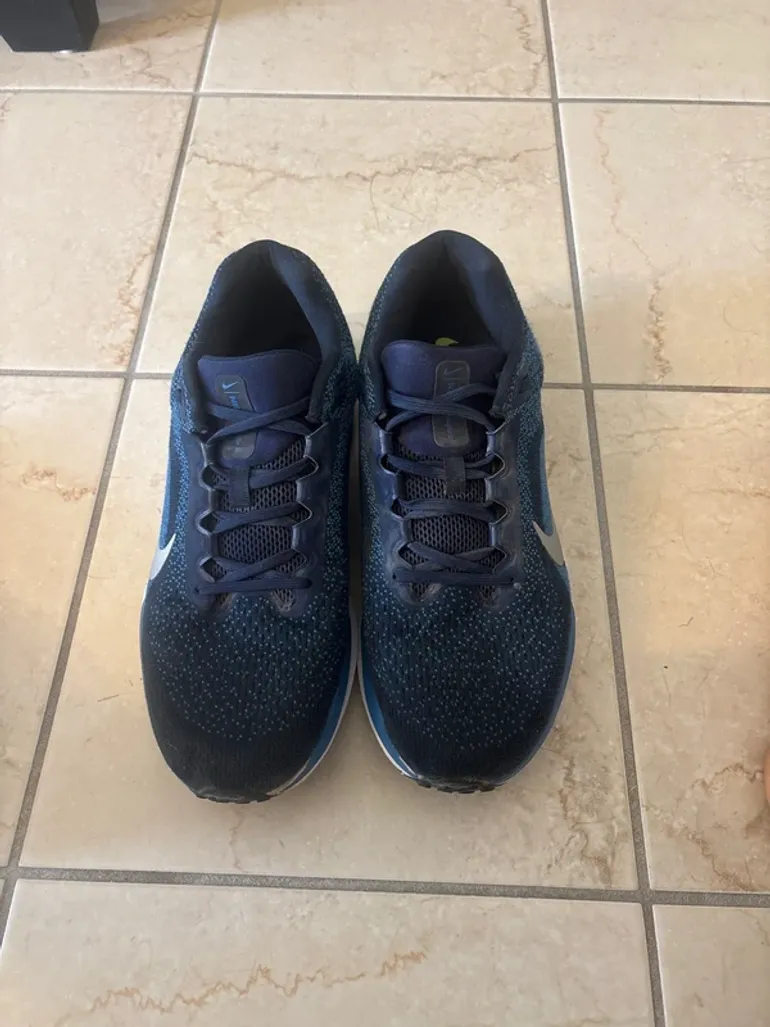 Nike Laufschuhe bike d'occasion — image 2 sur 12