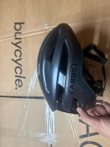 Used ABUS PowerDome Helmet 2025 bike — image 2 of 4