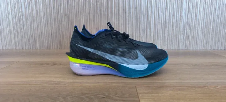 Used White ZoomX Vaporfly Next% 4 bike — image 7 of 12