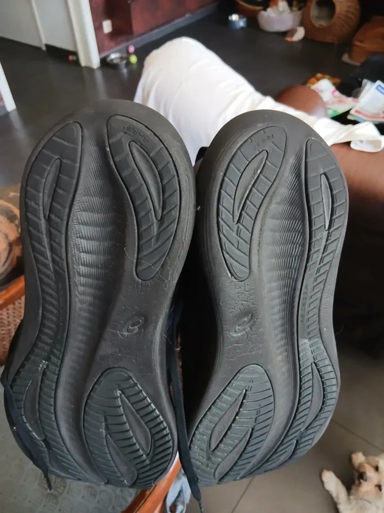 Used Asics GEL-Nimbus 27 bike — image 6 of 12