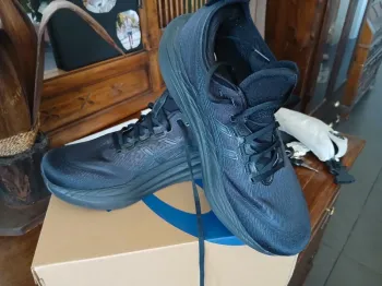 Used Asics GEL-Nimbus 27 bike — image 2 of 12