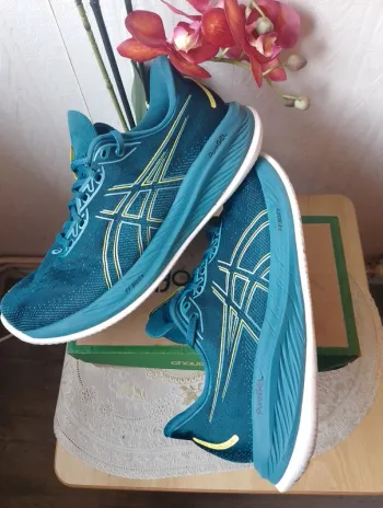 Used Asics Gel-Cumulus 26 bike — image 2 of 8